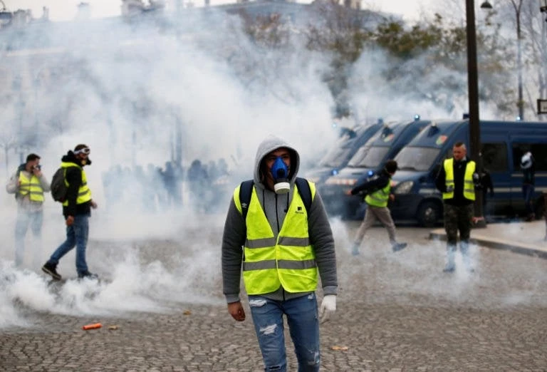 Σε κατάσταση επιφυλακής το Παρίσι για τα επεισόδια του Σαββατοκύριακου
